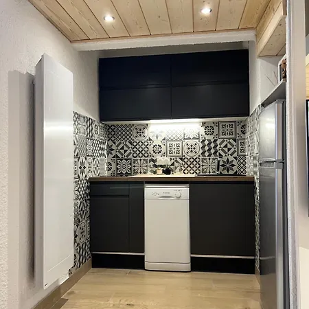 Studio Refait A Neuf Pour 5 Personnes Auris Exterior foto